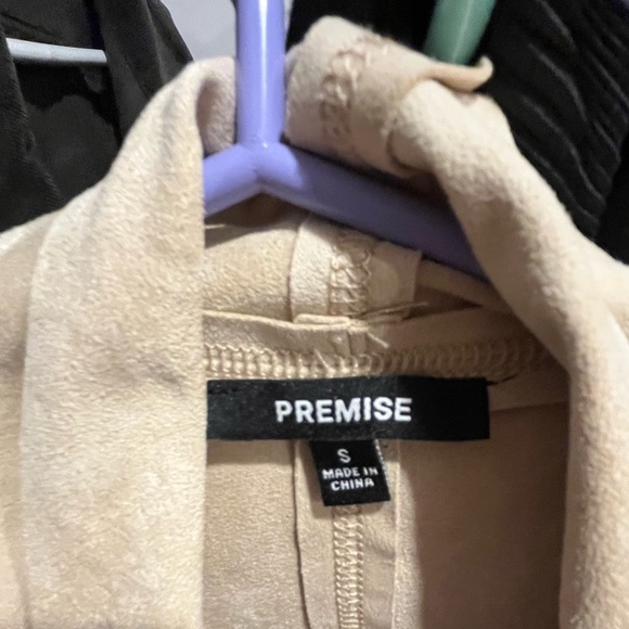 PREMISE beige faux leather sleeveless open front cardigan size S - Picture 2 of 7